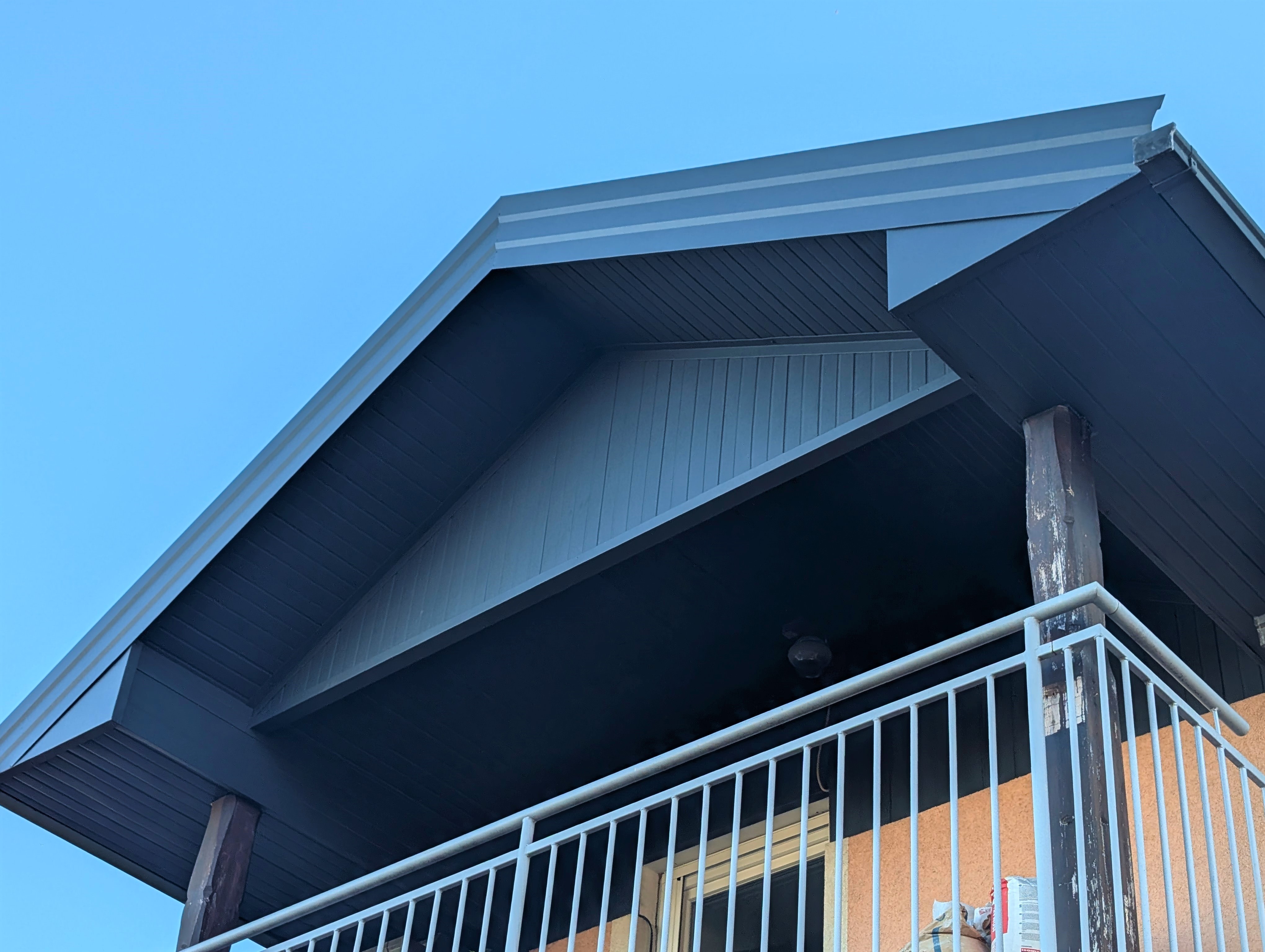 PXL 20241007 145643288.RAW 01.MP.COVER